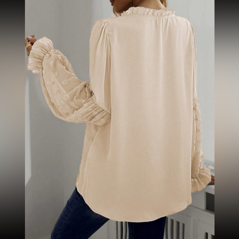 Boho  Swiss dot sleeve tie neck blouse - Picture 7 of 13